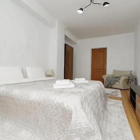 Era Rent Apartment *